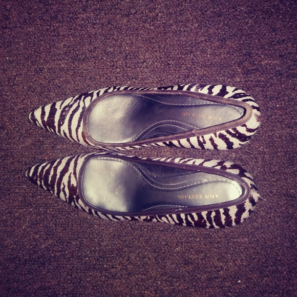 Shoes - Picture 8 of 8